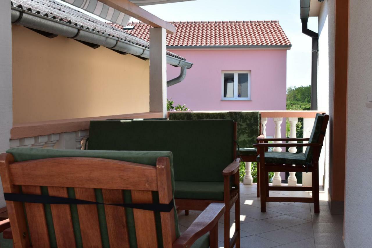 Apartman Nin-Dodo Экстерьер фото