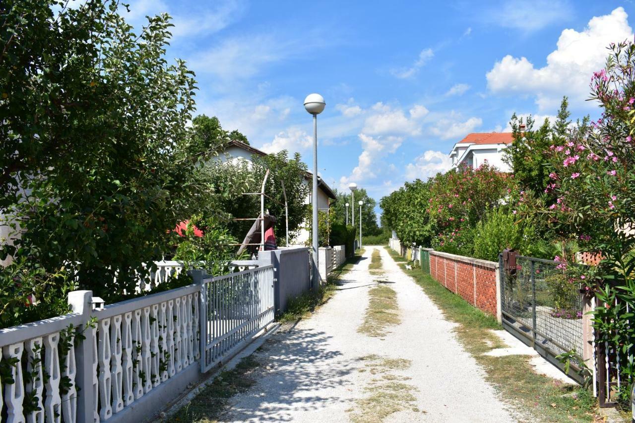 Apartman Nin-Dodo Экстерьер фото